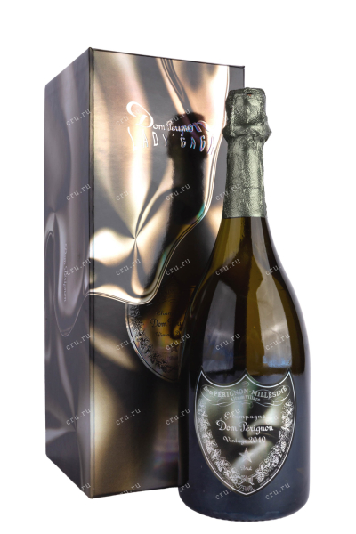 Шампанское Dom Perignon Vintage Lady Gaga gift box 2010 0.75 л
