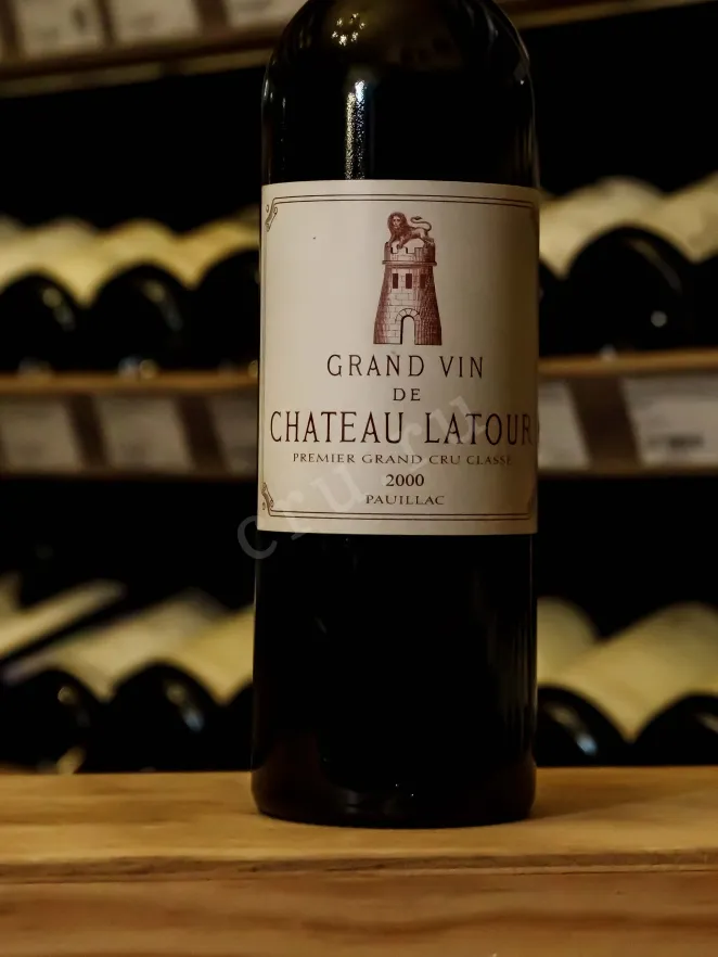 В магазине Крю Профи Chateau Latour 1-er Grand Cru Classe Pauillac 2000 0.75 л