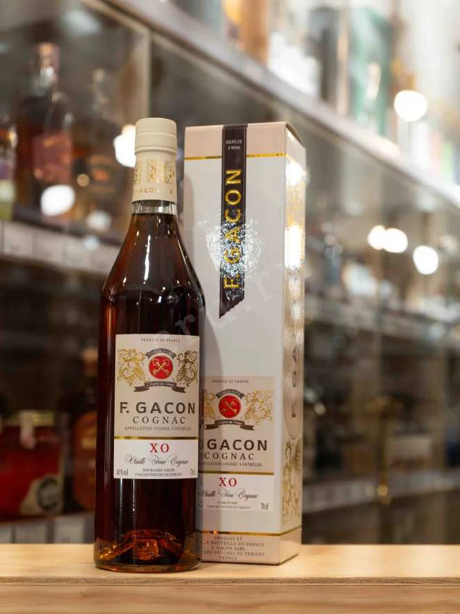 В магазине Крю Профи F.Gacon XO Vieille Fine gift box 0.7 л