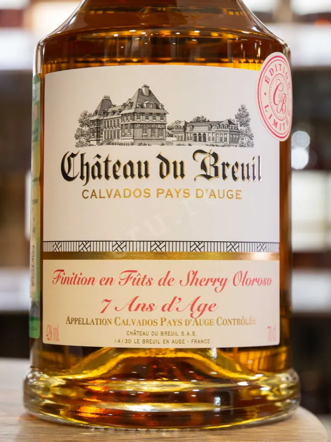 В магазине Крю Профи Chateau du Breuil Finition en Futs d Sherry Oloroso 7 Ans d’Age in gift box 0.7 л