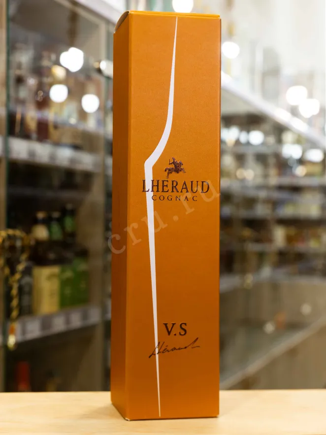 В магазине Крю Профи Lheraud Cognac VS 0.7 л