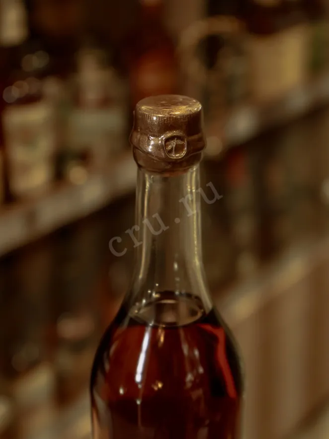 Пробка Laterrade Domaine du Priou Bas Armagnac in wooden box 1991 0.7 л