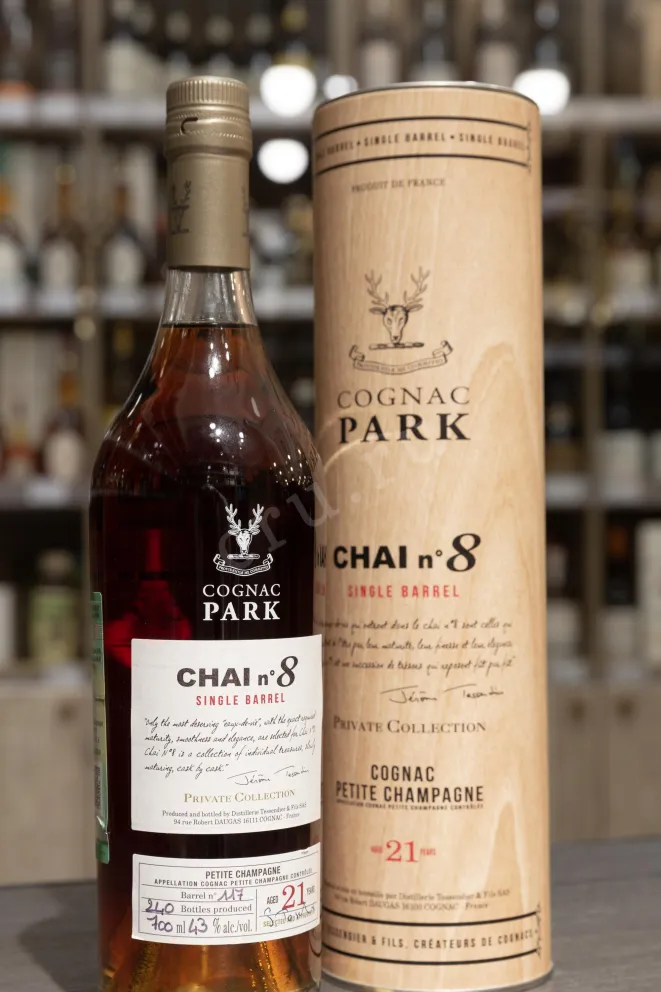 В магазине Крю Профи Park Chai N°8 Single Barrel aged 21 years gift box 0.7 л