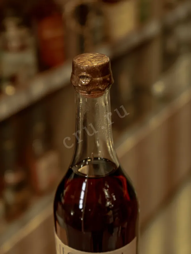 Пробка Laterrade Domaine de Lartigue Marquet Bas-Armagnac in wooden box 1986 0.7 л