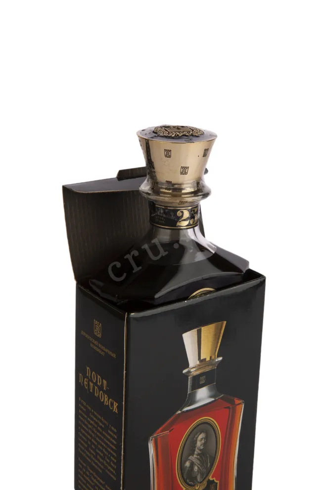 Коньяк Порт-Петровск ОС декантер  0.7 л