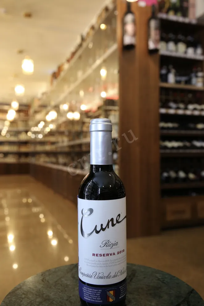В магазине Крю Профи CVNE Rioja Reserva 2018 0.375 л