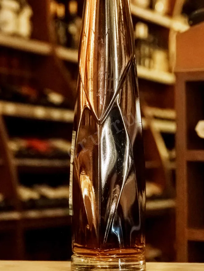 В магазине Крю Профи Aman Anejo in gift box 0.7 л