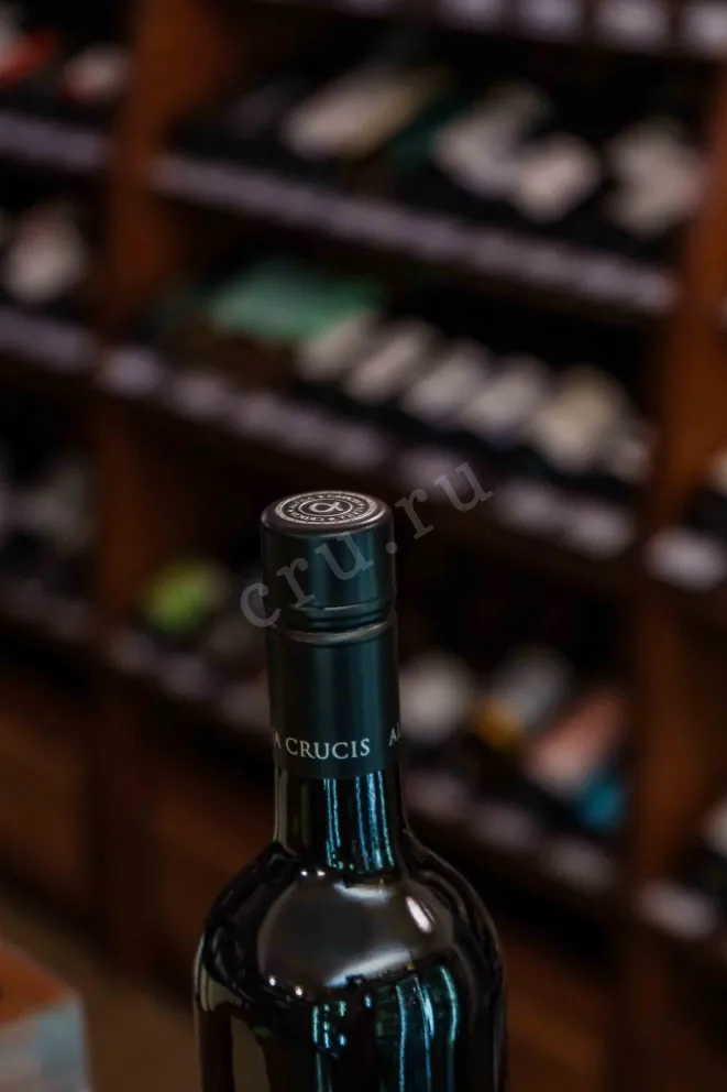 Пробка Alpha Crucis Titan Cabernet Sauvignon 2020 0.75 л