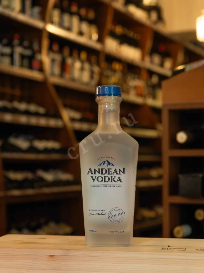 В магазине Крю Профи Andean Vodka 0.7 л