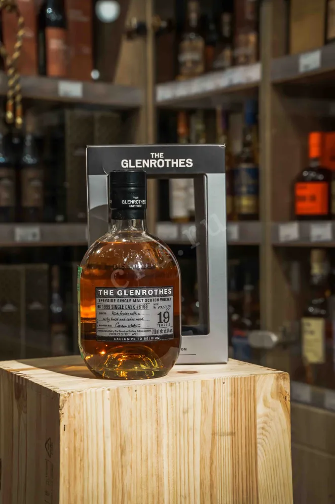 В магазине Крю Профи The Glenrothes Speyside Single Malt Single Cask 19 Years Old in gift box 0.7 л