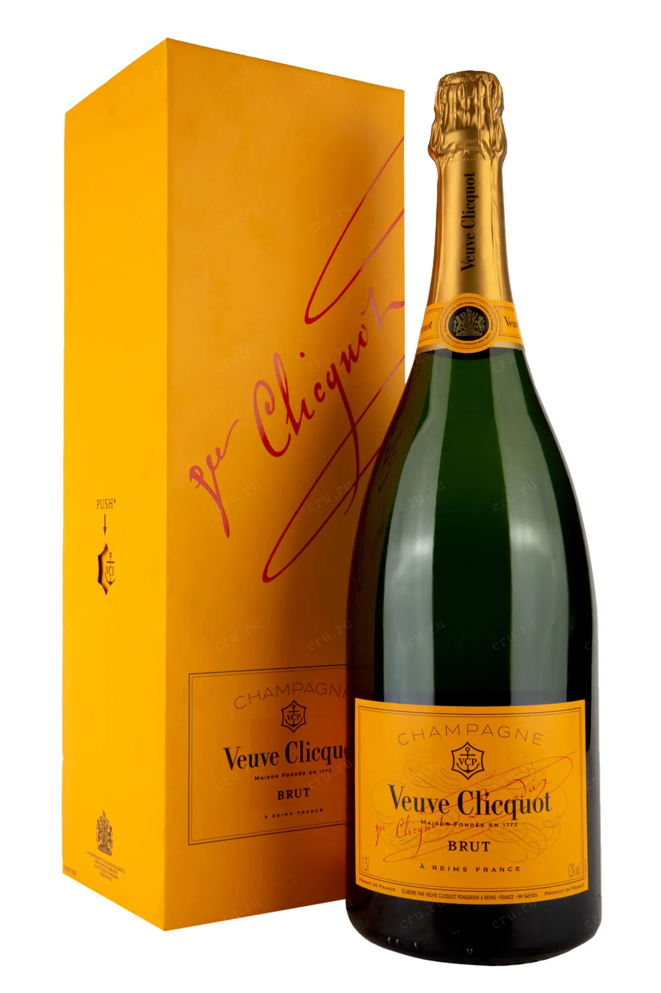 Фото — Шампанское Veuve Clicquot Ponsardin in gift box  1.5 л