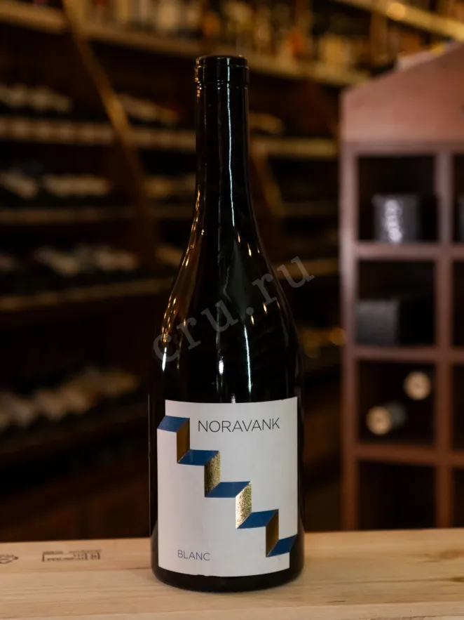 В магазине Крю Профи Noravank Blanc 2020 0.75 л