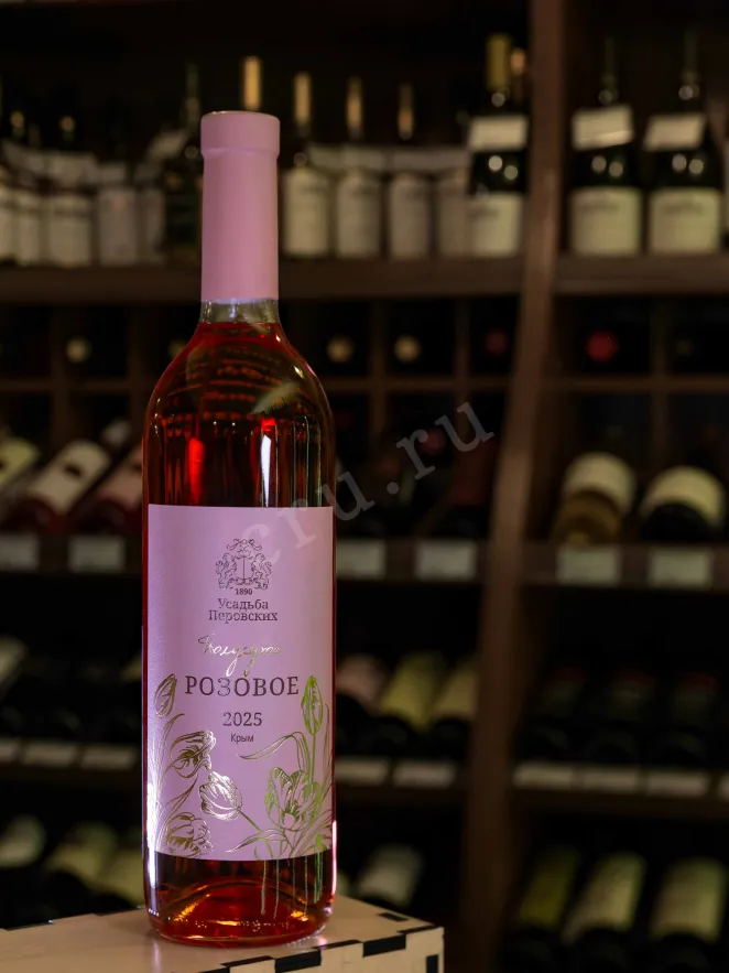 В магазине Крю Профи Usudba Perovskih Merlot Rose Semi-dry 2025 0.75 л