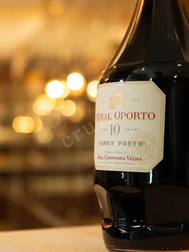 В магазине Крю Профи Royal Oporto Tawny 10 years with gift box 2011 0.75 л