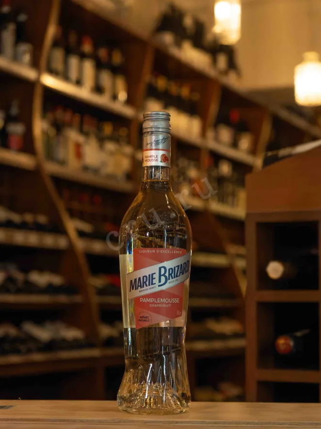 В магазине Крю Профи Marie Brizard Pamplemousse Rose №15 0.7 л