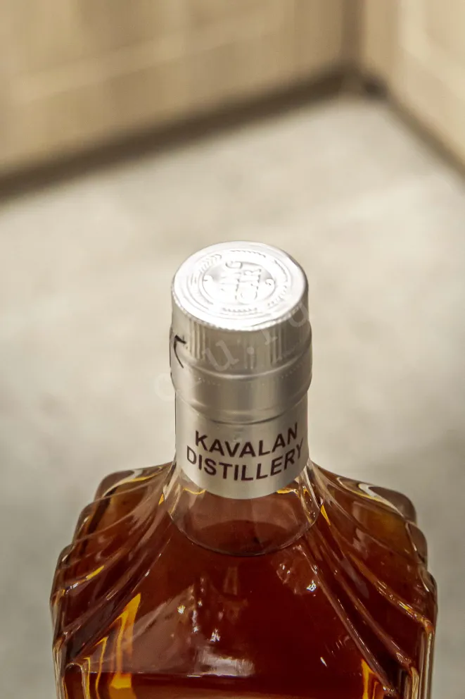 Пробка Kavalan single malt  gift box 0.7 л