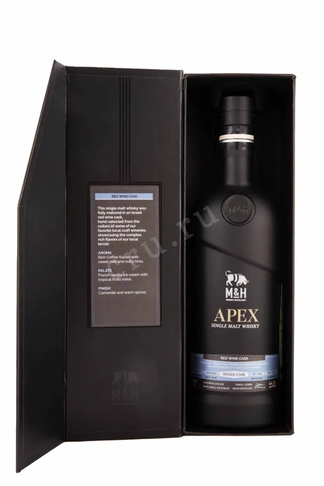 В подарочной коробке M&H Apex Fort Red Wine Cask 3 years in gift box 0.7 л