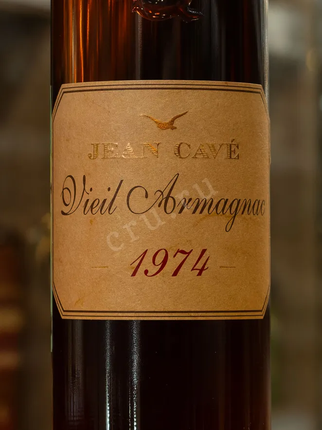 В магазине Крю Профи Jean Cave Vieil Armagnac AOC wooden box 1974 0.7 л