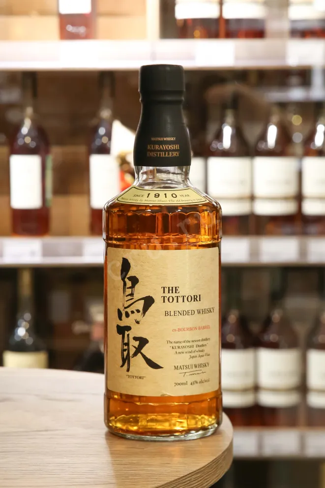В магазине Крю Профи The Tottori Bourbon Barrel with gift box 0.7 л