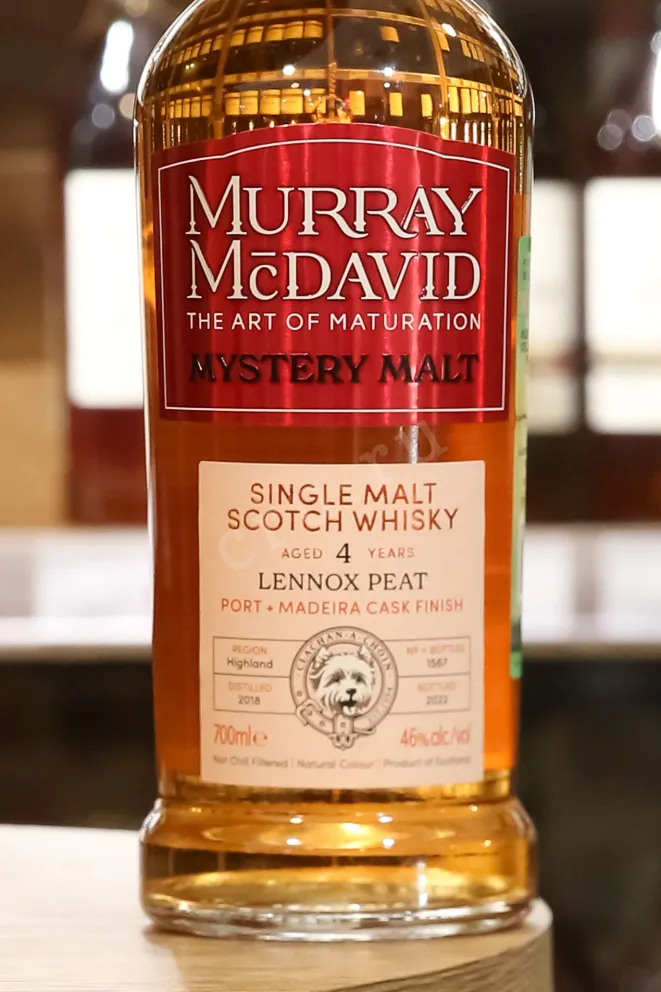 В магазине Крю Профи Murray McDavid Mystery Malt Lennox Peat 4 Years Old gift box 0.7 л