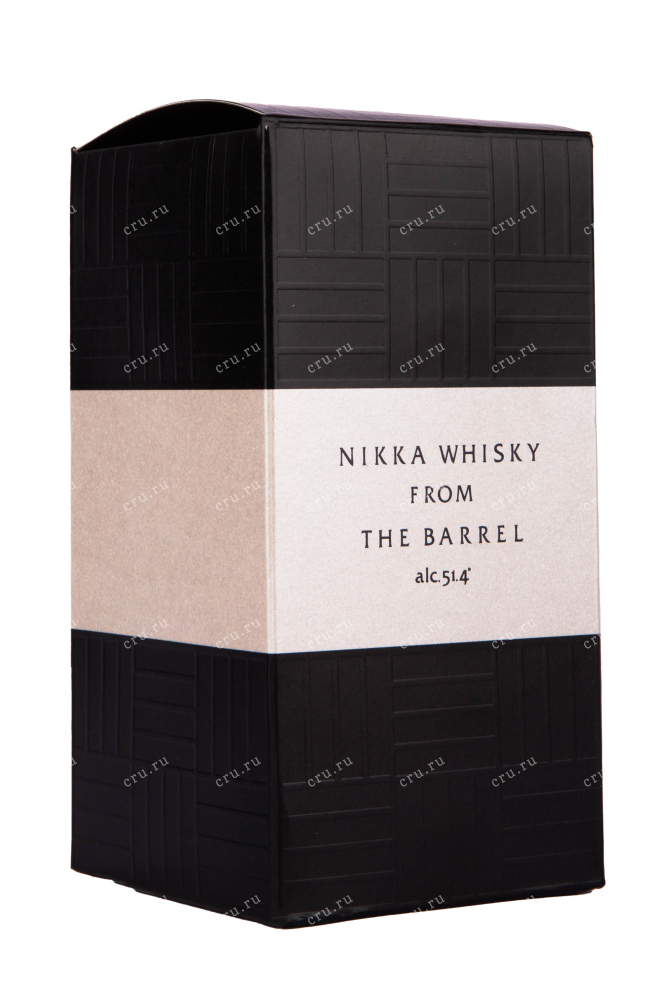 Подарочная коробка виски Nikka Whisky The Barrel 0.5