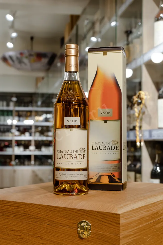 В магазине Крю Профи Chateau de Laubade VSOP 0.7 л
