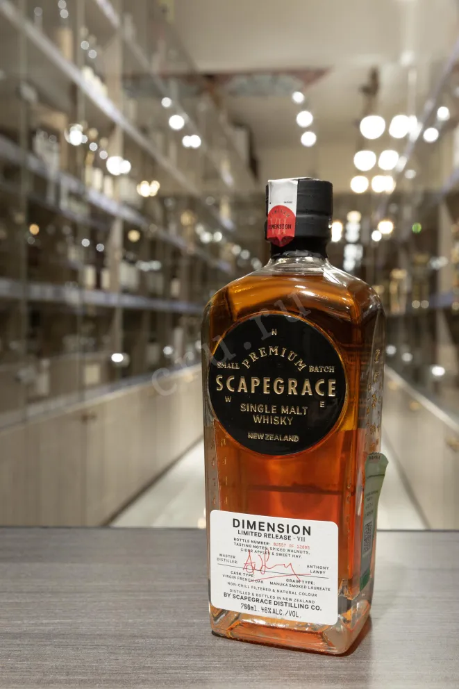 В магазине Крю Профи Scapegrace Dimension in gift box 0.7 л