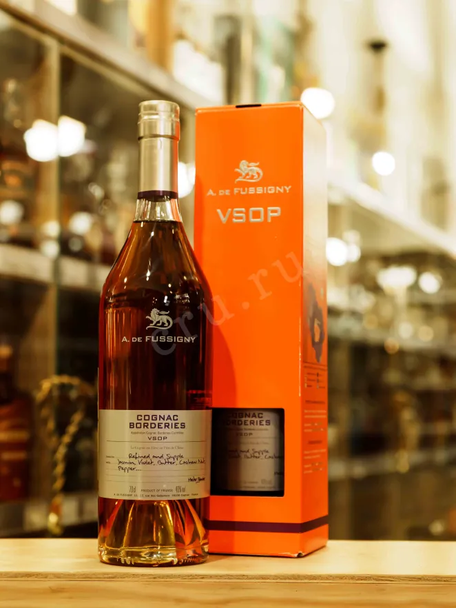 В магазине Крю Профи A. de Fussigny  Borderies Crus du Collection VSOP gift box 0.7 л