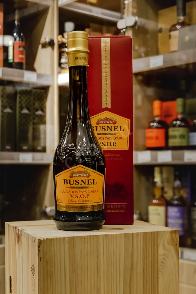 В магазине Крю Профи Busnel Pays D'Auge VSOP 0.7 л