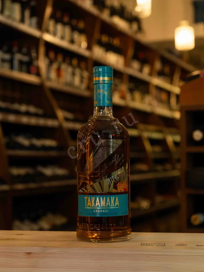 В магазине Крю Профи Takamaka Grankaz in gift box 0.7 л