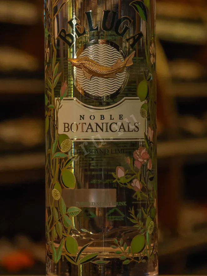 В магазине Крю Профи Beluga Noble Botanicals Rose and Lime 0.7 л