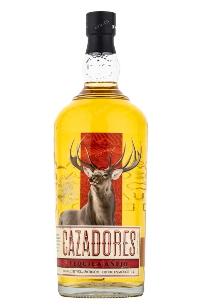 Текила Cazadores Anejo  1 л