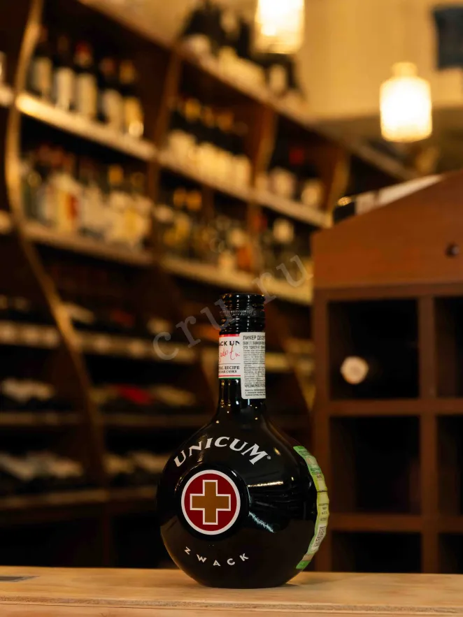 В магазине Крю Профи Zwack Unicum 0.7 л