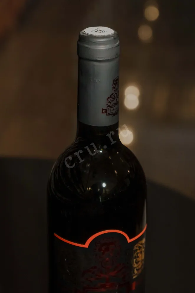 Пробка Sikharuli Saperavi 2021 0.75 л