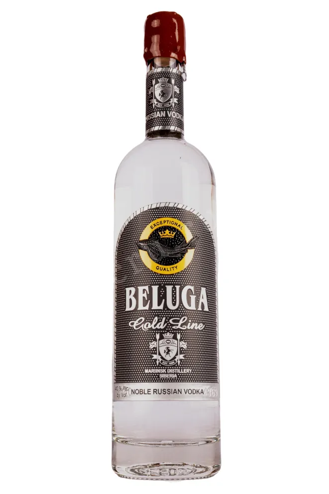 Бутылка Beluga Gold Line with tassel in leather box 0.75 л