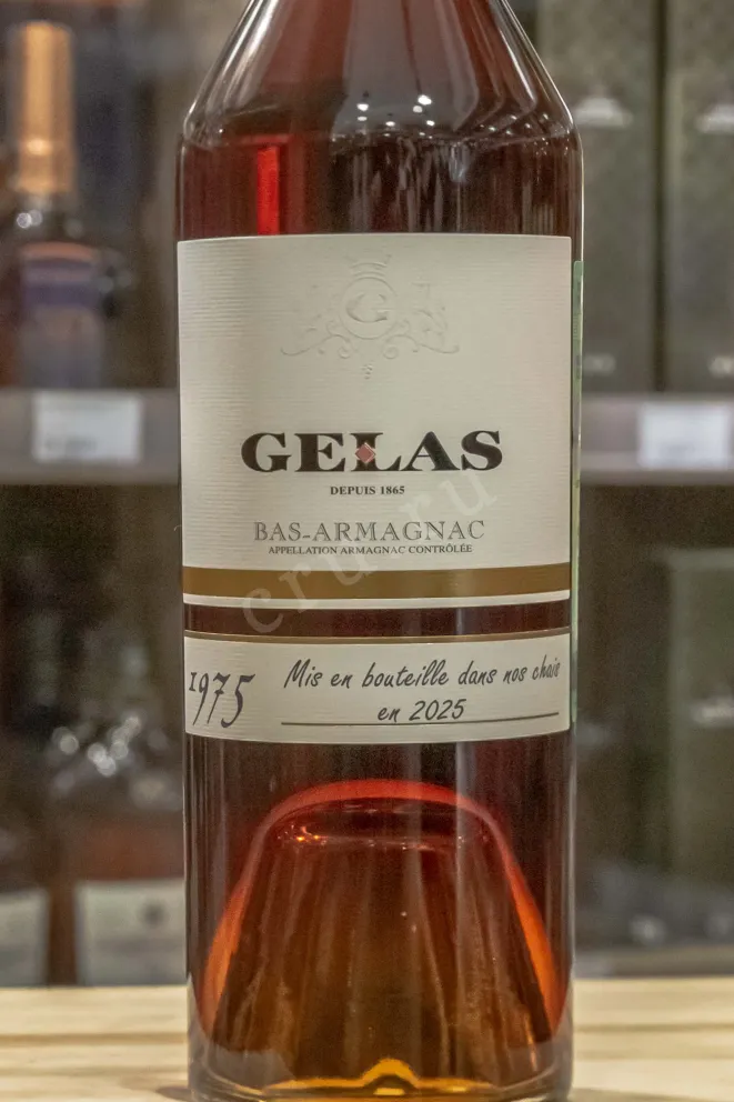 В магазине Крю Профи Gelas 1975 0.7 л