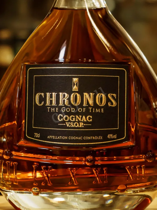 В магазине Крю Профи Chronos XO gift set of 2 bottles in wooden box 0.35 л