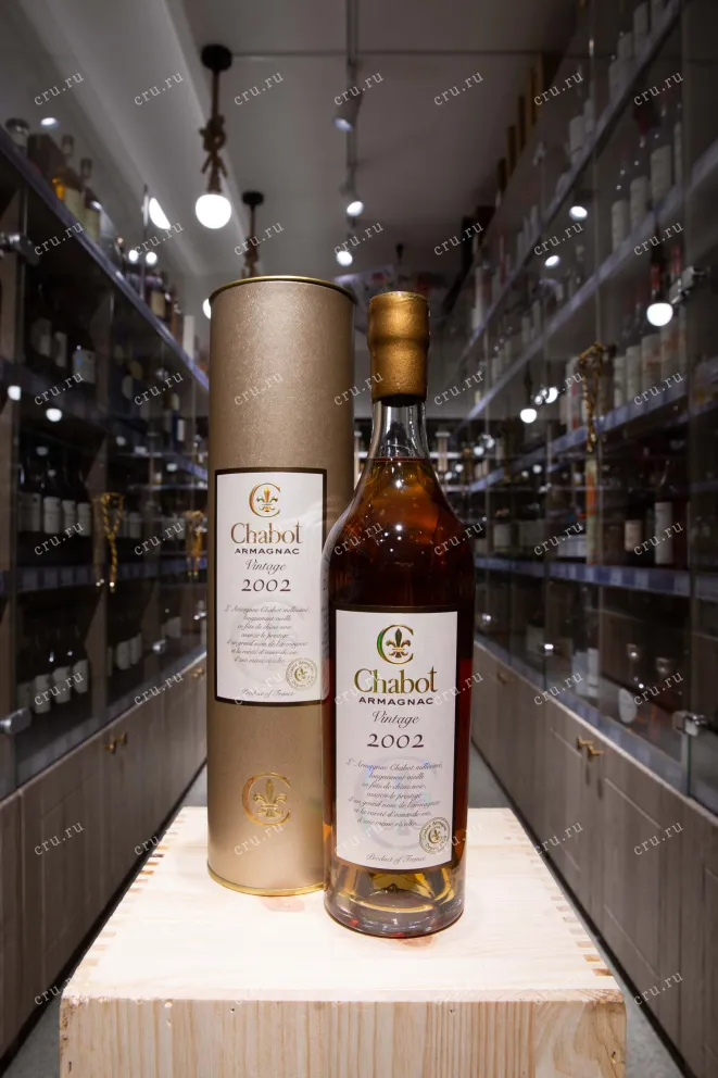 В магазине Крю Профи Chabot Vintage in tube 2002 0.7 л
