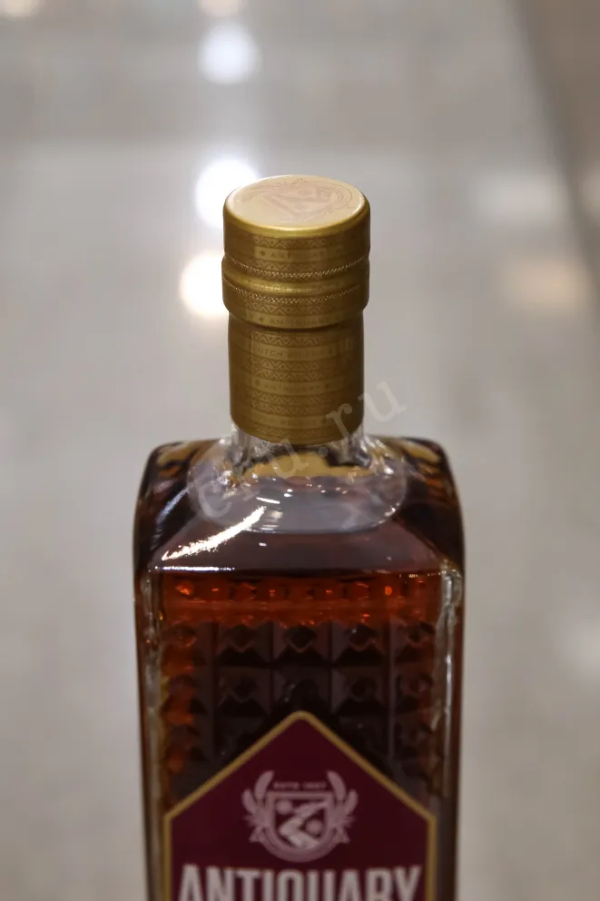 Пробка Antiquary Port Casks 21 years in gift box 0.7 л