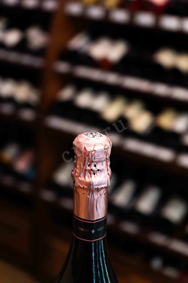 Пробка Lev Golytzin Coronation Brut Rose 2022 0.75 л