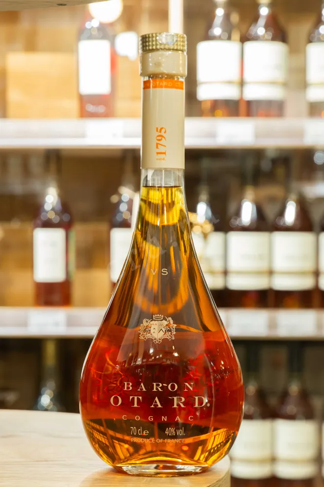 В магазине Крю Профи Baron Otard VSOP 0.7 л