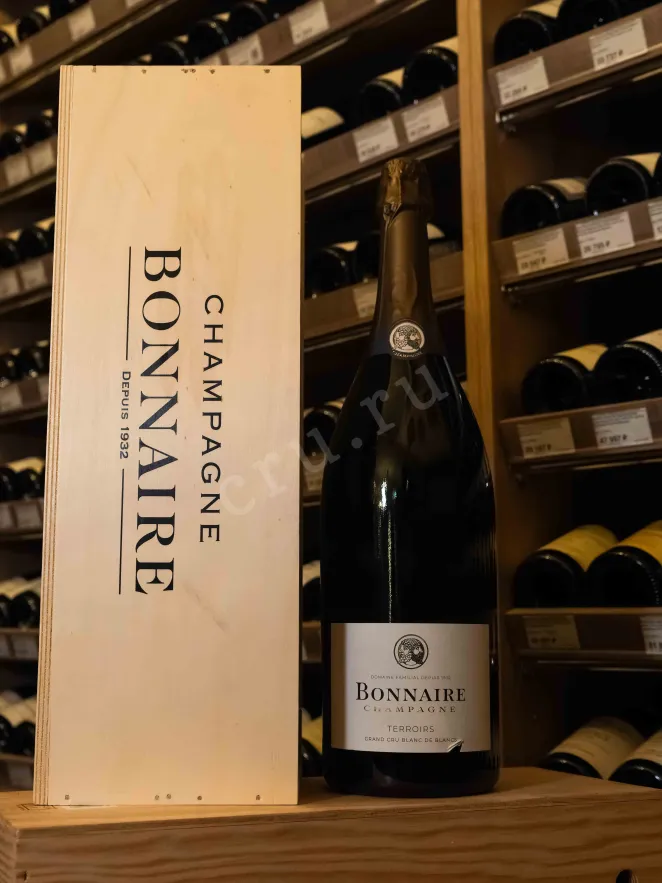 В магазине Крю Профи Bonnaire Terroirs Grand Cru Blanc De Blancs in wooden box 2017 3 л