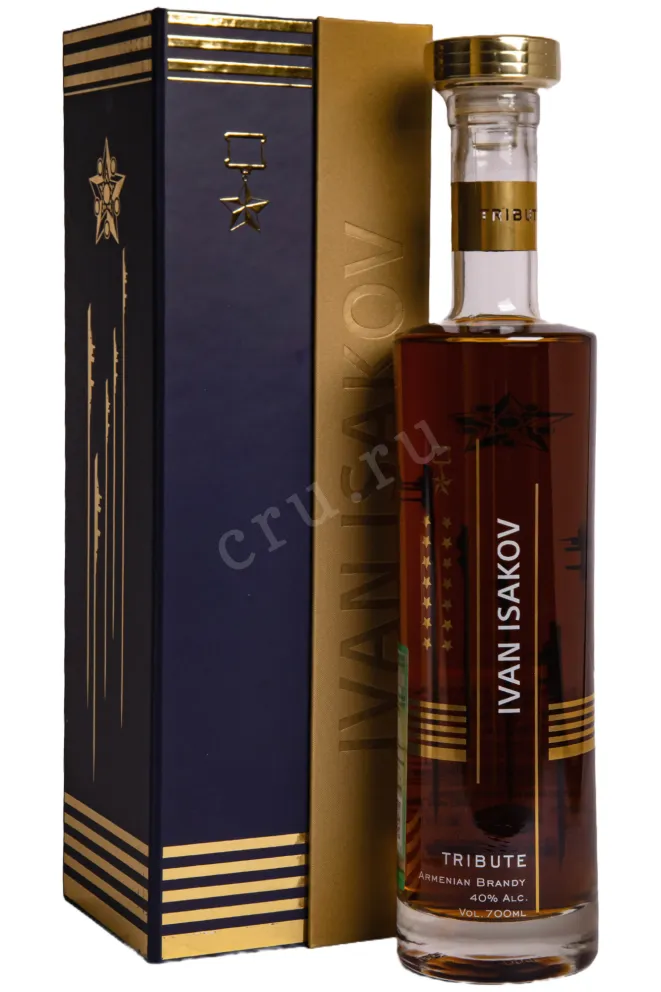 Коньяк Маршал И.С. Исаков Коллекционный в подарочной упаковке 2005 0.7 л