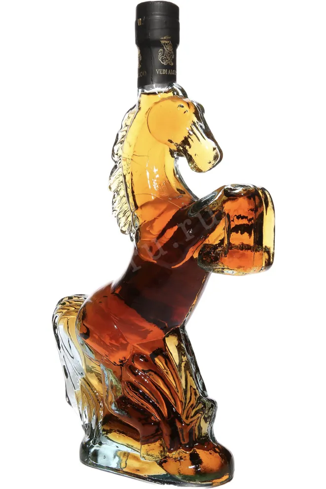 Бутылка Vedi Alco Horse 7 Years Old in gift box 2017 0.5 л