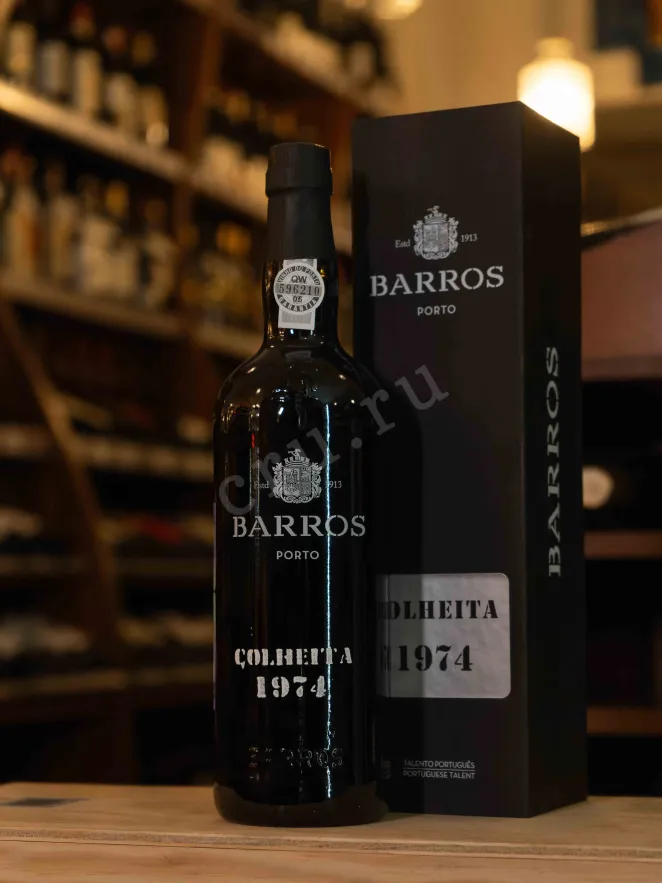 В магазине Крю Профи Barros Colheita in gift box 1974 0.75 л