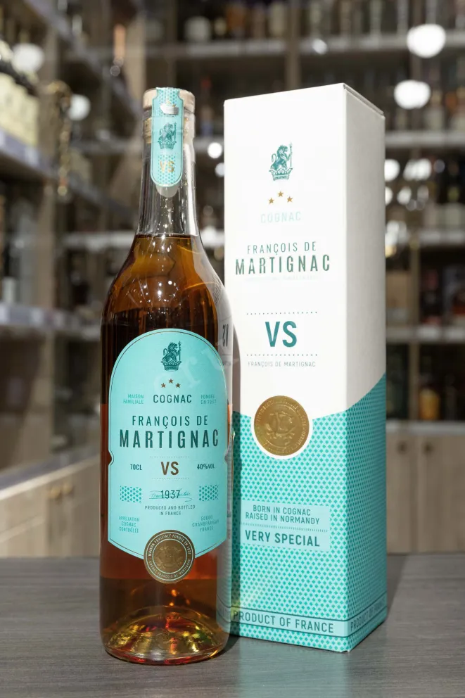 В магазине Крю Профи Francois de Martignac VS gift box 0.7 л