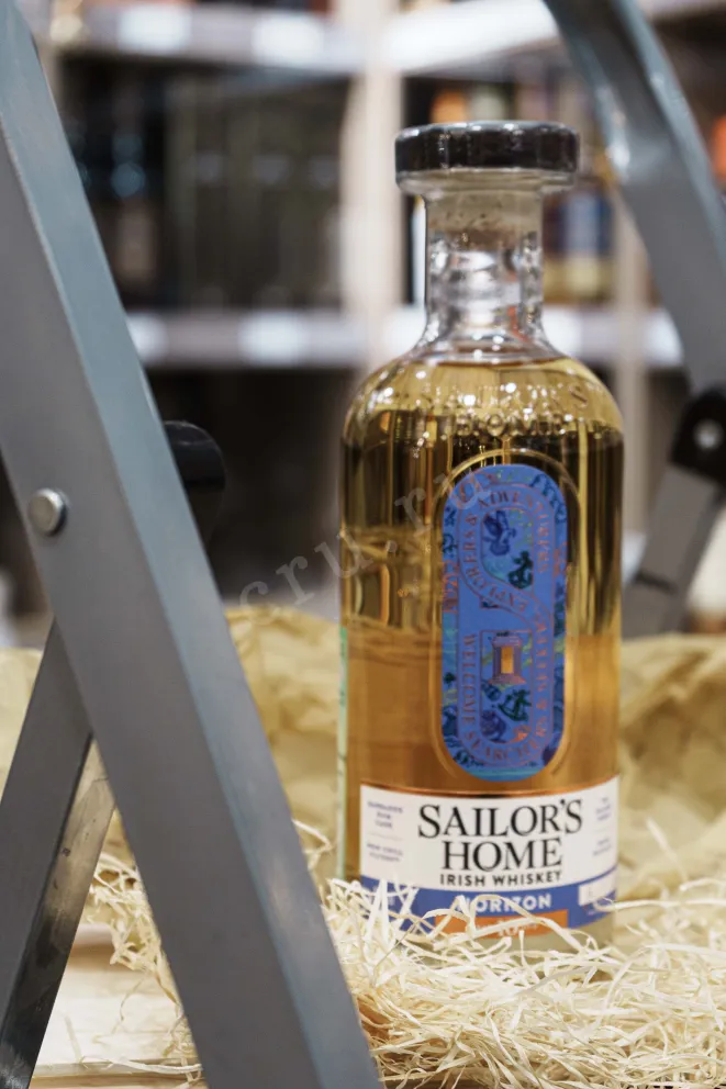 Виски Sailors Home The Horizon in tube  0.7 л