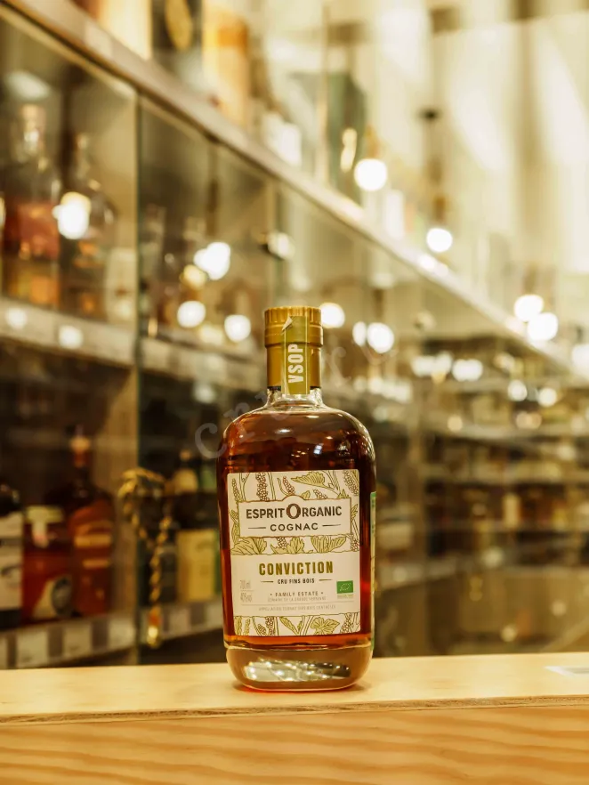 В магазине Крю Профи Esprit Organic VSOP gift box 0.7 л