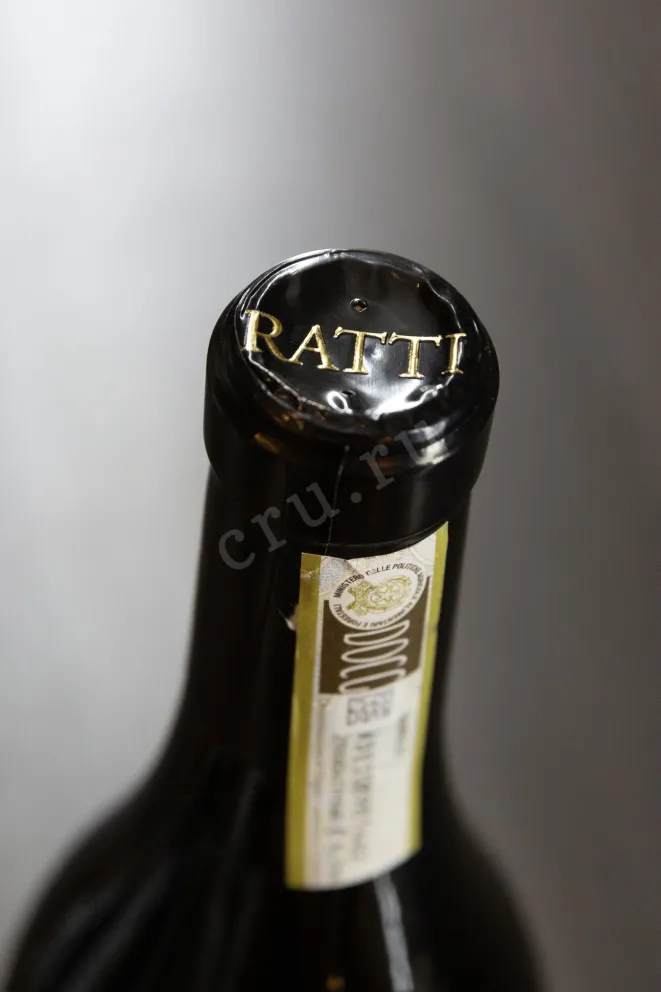 Пробка Renato Ratti Barolo Serradenari DOCG 2020 0.75 л