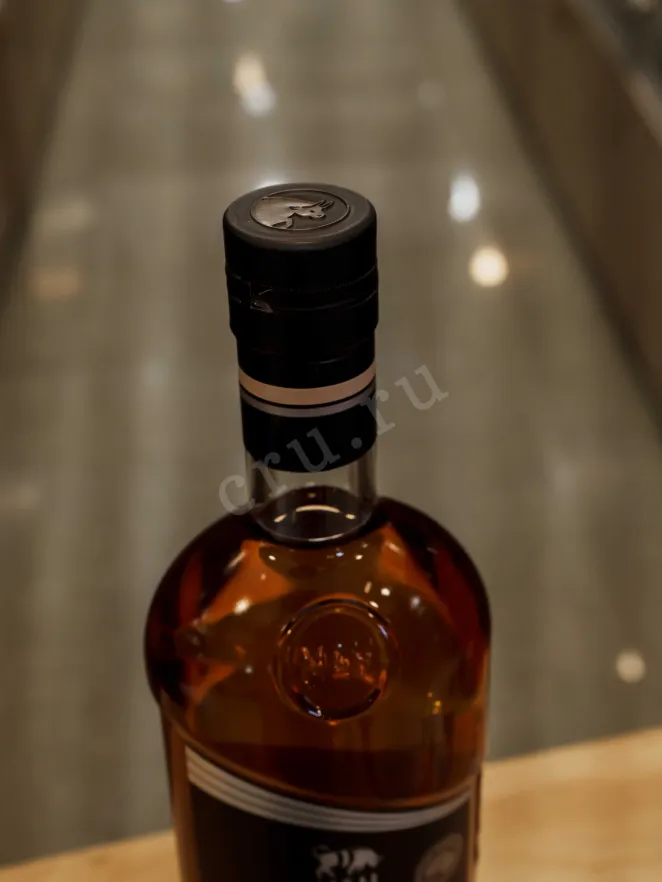 Пробка M&H Apex ex-Alba Cask gift box 0.7 л